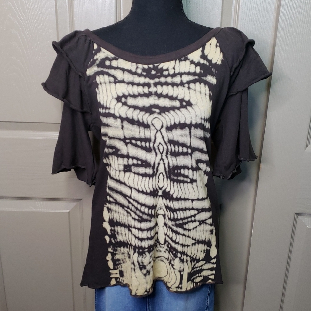 CHASER Black and Cream Tie-Dye Ruffle Sleeve Blouse Size Medium